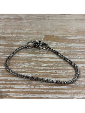 TROLLBEADS sterling silver bracelet with catching hearts lace lock clasp